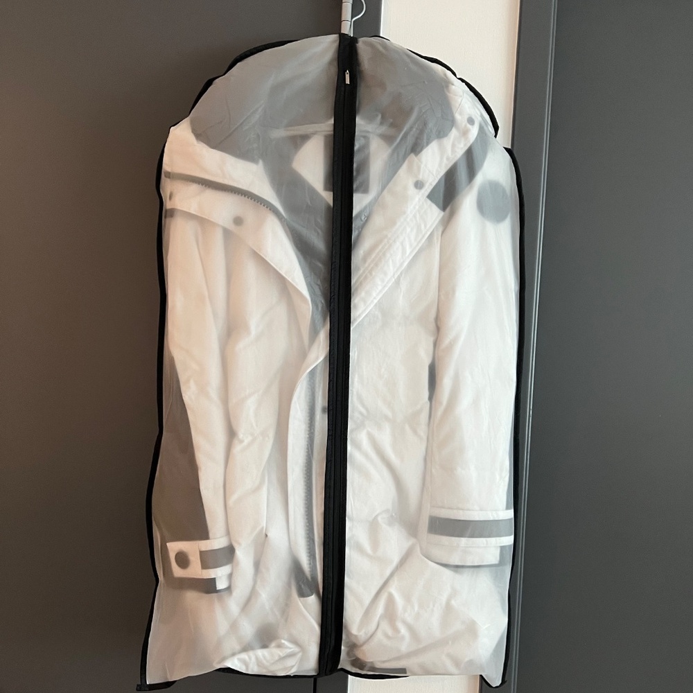 L - Canada Goose Bennett Black Label Parka - Picture 10 of 10